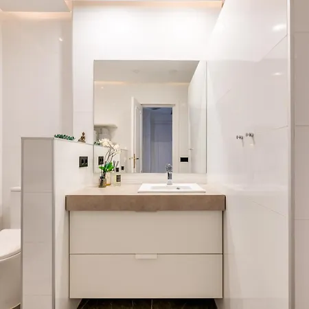 Aldea Blanca 2 Bdrm W Stunning Views Marbella