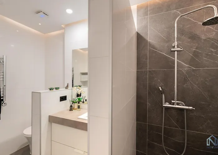 Aldea Blanca 2 Bdrm W Stunning Views Marbella